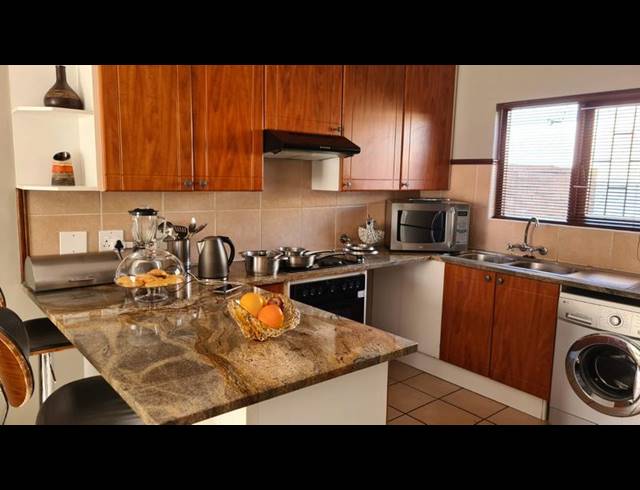 2 BEDROOM HOUSE FOR SALE IN NOORDWYK